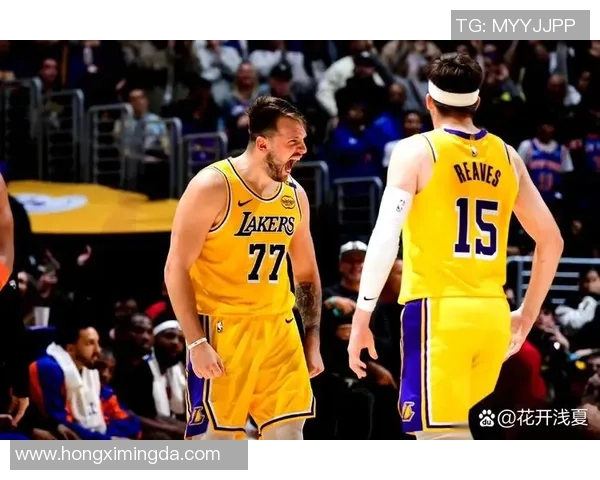 2015年尼克斯与湖人精彩对决中文解说全程回顾与分析 2015年尼克斯与湖人精彩对决中文解说全程回顾与分析